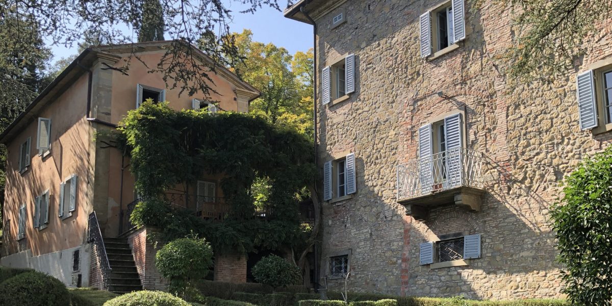 Calligraphy Workshop in Italy run by Kate Ridyard